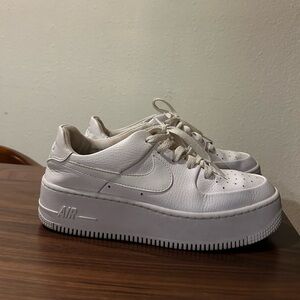 Nike Air Force 1 Sage Low